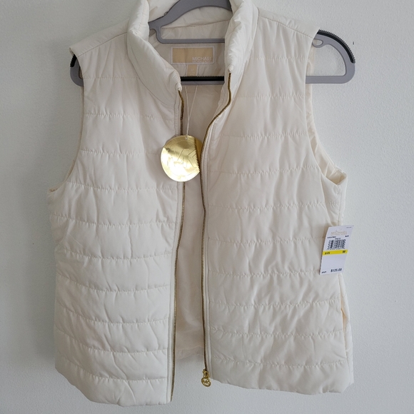 Michael Kors Jackets & Blazers - Michael Kors winter puffer jacket